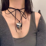 Hivava New Goth Black Velvet Big Heart Pendant Choker Necklace for Women Elegant Weave Knotted Bowknot Adjustable Chain Jewelry