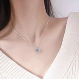 Hivava Star Moon Pendant Necklaces for Women Simple Clavicle Chain Fashion Jewelry Accessories